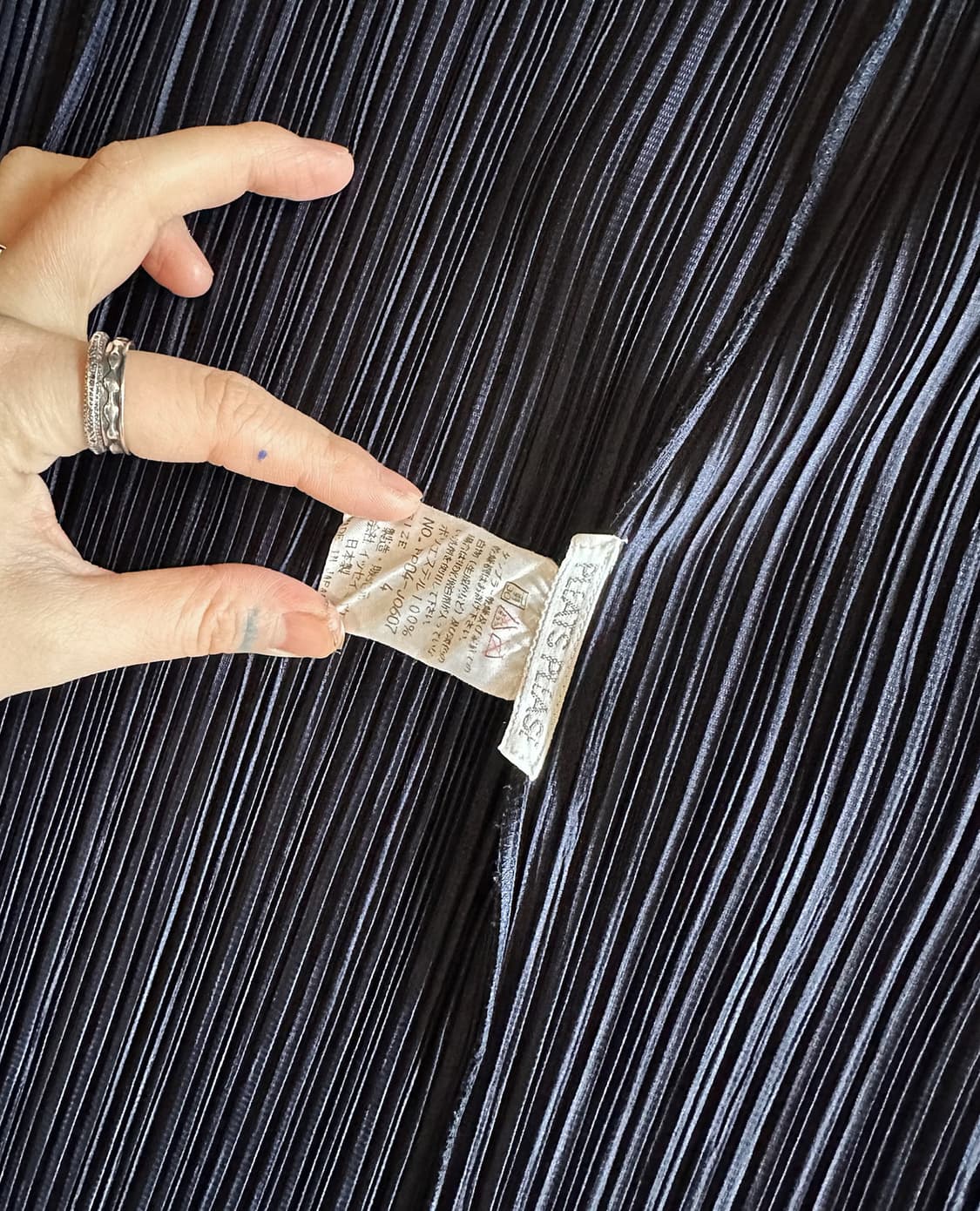 PLEATS PLEASE navy cardigan 상품이미지9