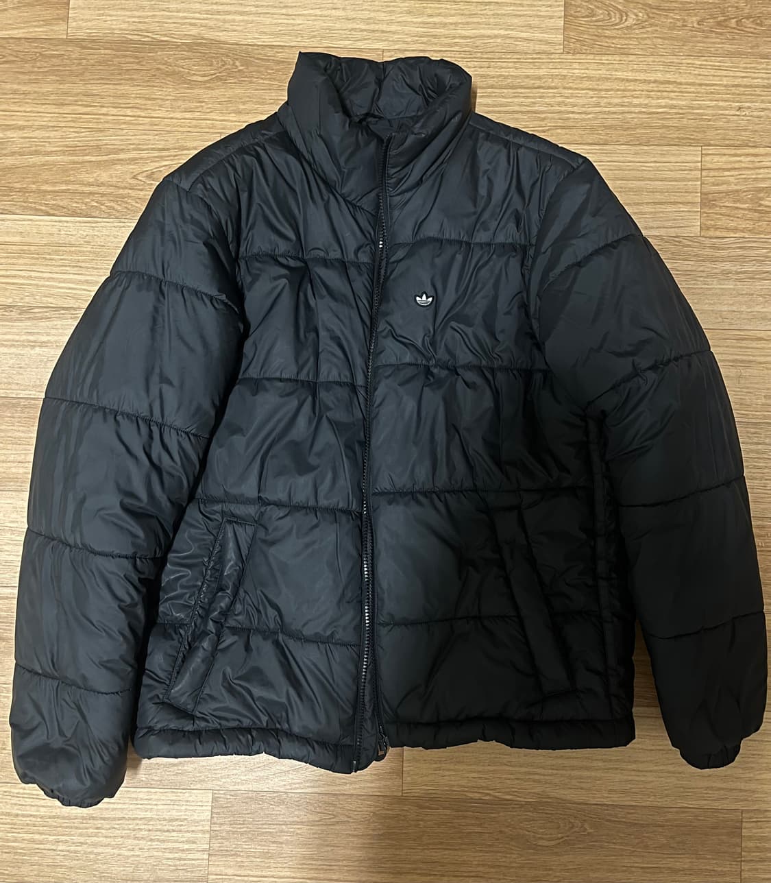아디다스 패디드 스탠드 푸퍼 경량패딩 상품이미지1