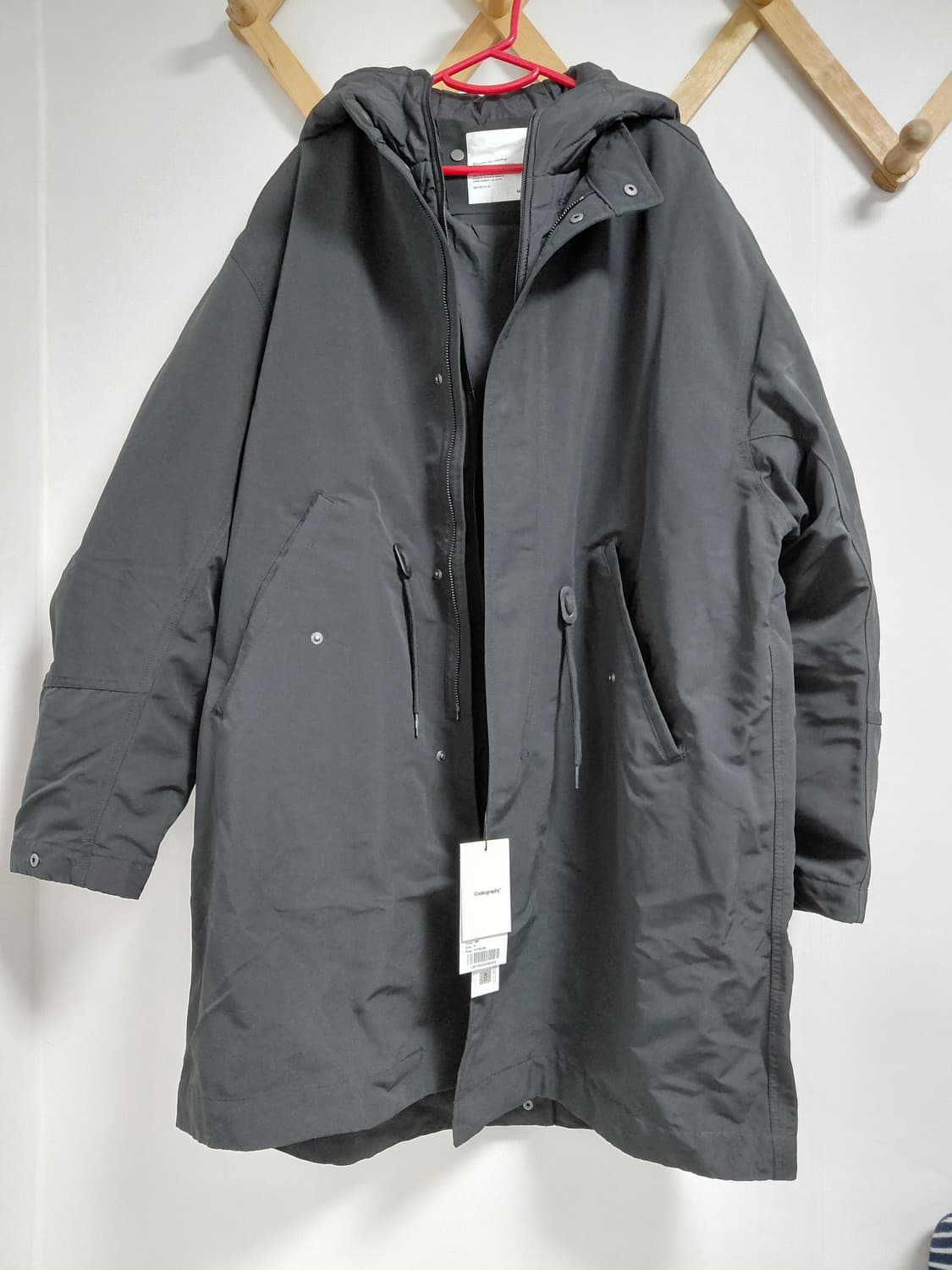 코드그라피 피쉬테일 레이어드 후드 롱파카 블랙 상품이미지3