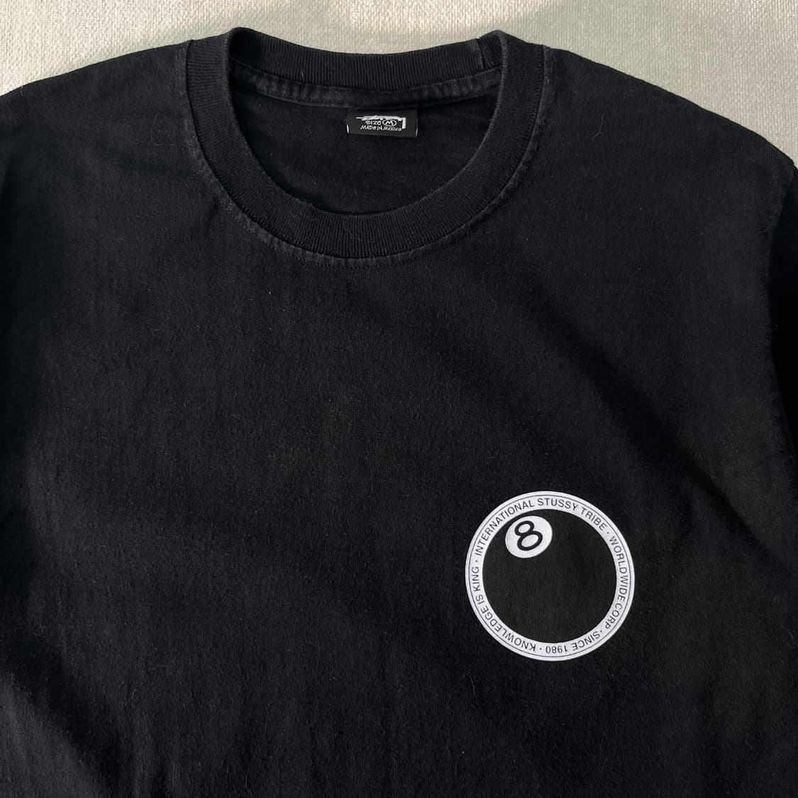 100 스투시 8볼 닷 블랙 반팔 티셔츠 상품이미지3