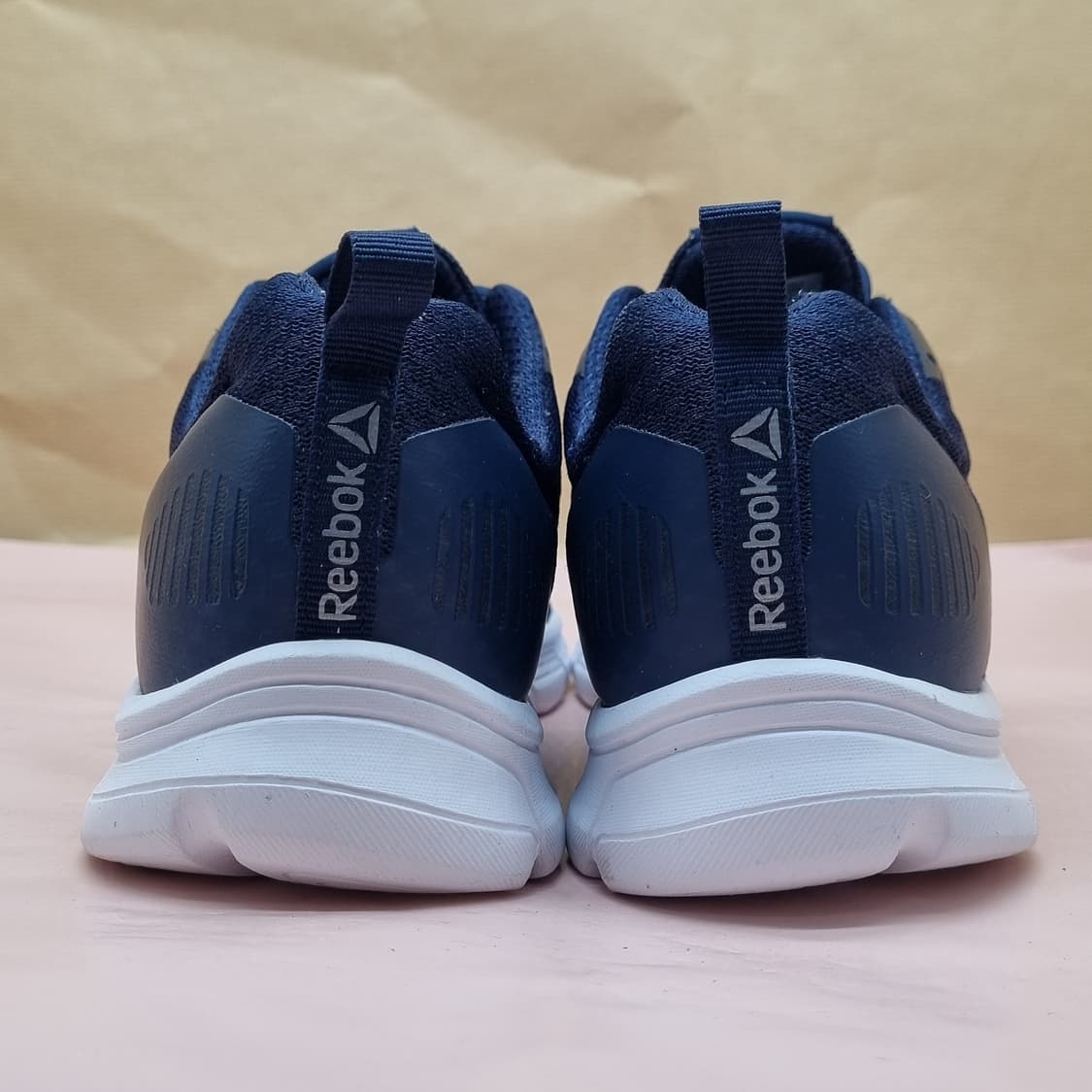 리복 런슈프림4.0 남성운동화260 상품이미지4