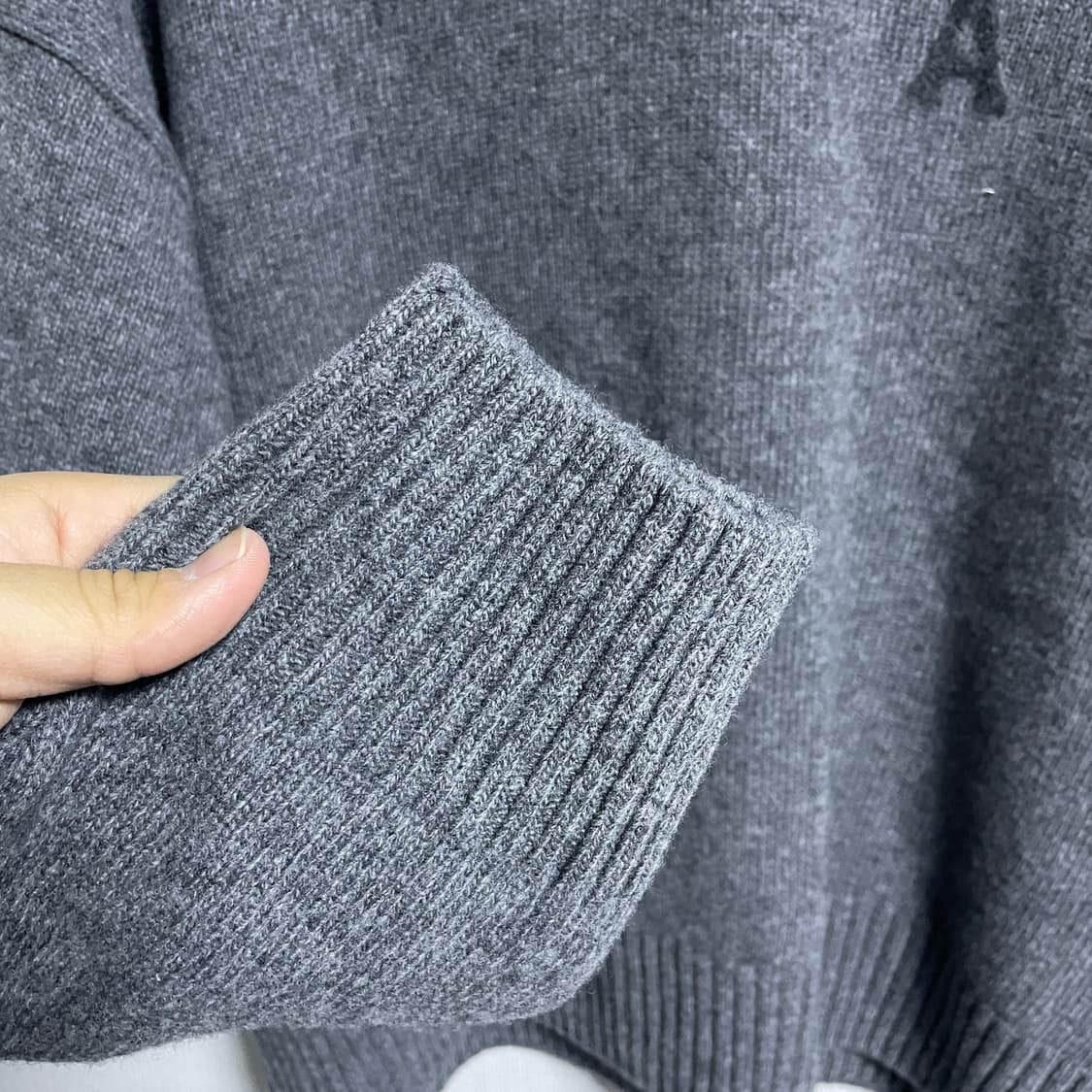 AMI 아미 빅하트 로고 터틀넥오버핏 니트 L (105 상품이미지4