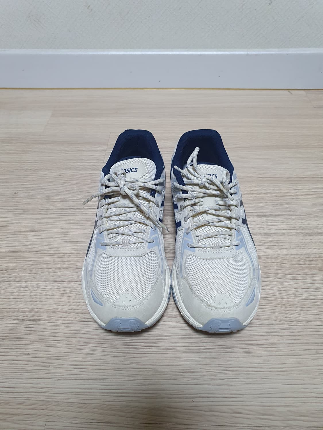 아식스 젤 벤쳐 6 운동화 245 상품이미지3