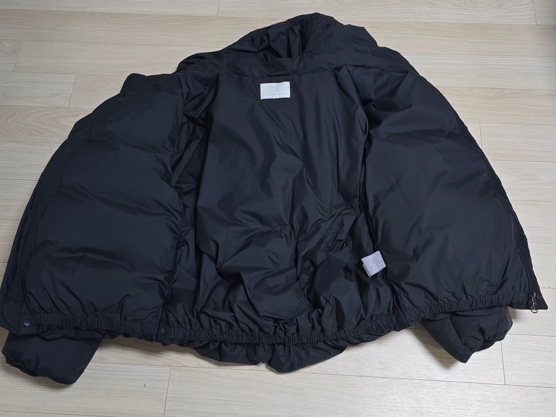 아모멘토 후디드 다운 푸퍼(HOODED DOWN PUFFER) 블랙 M 상품이미지5