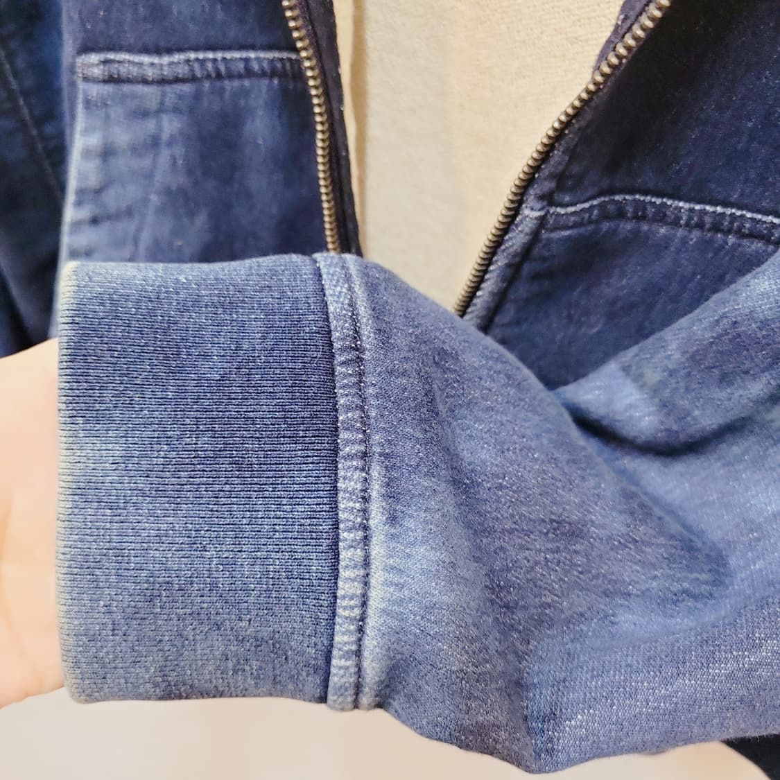 L) 게스 부드러운 데님 후드집업 상품이미지8