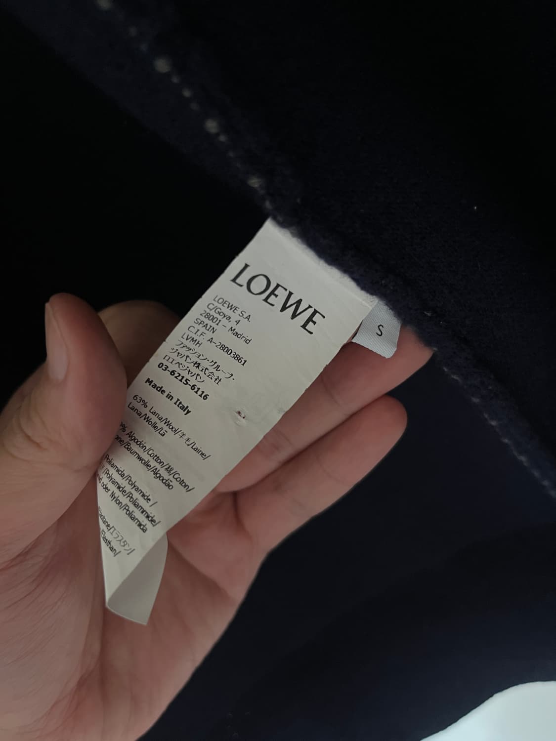 로에베 오픈 백 스터드 스웨터 가디건 상품이미지6