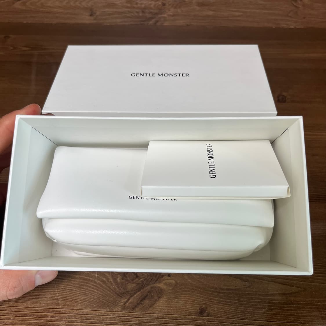 젠틀몬스터 제이드 01 상품이미지7