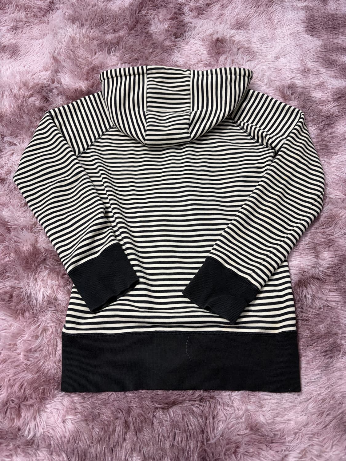 와투케 단가라 슬림핏 후드집업 상품이미지4