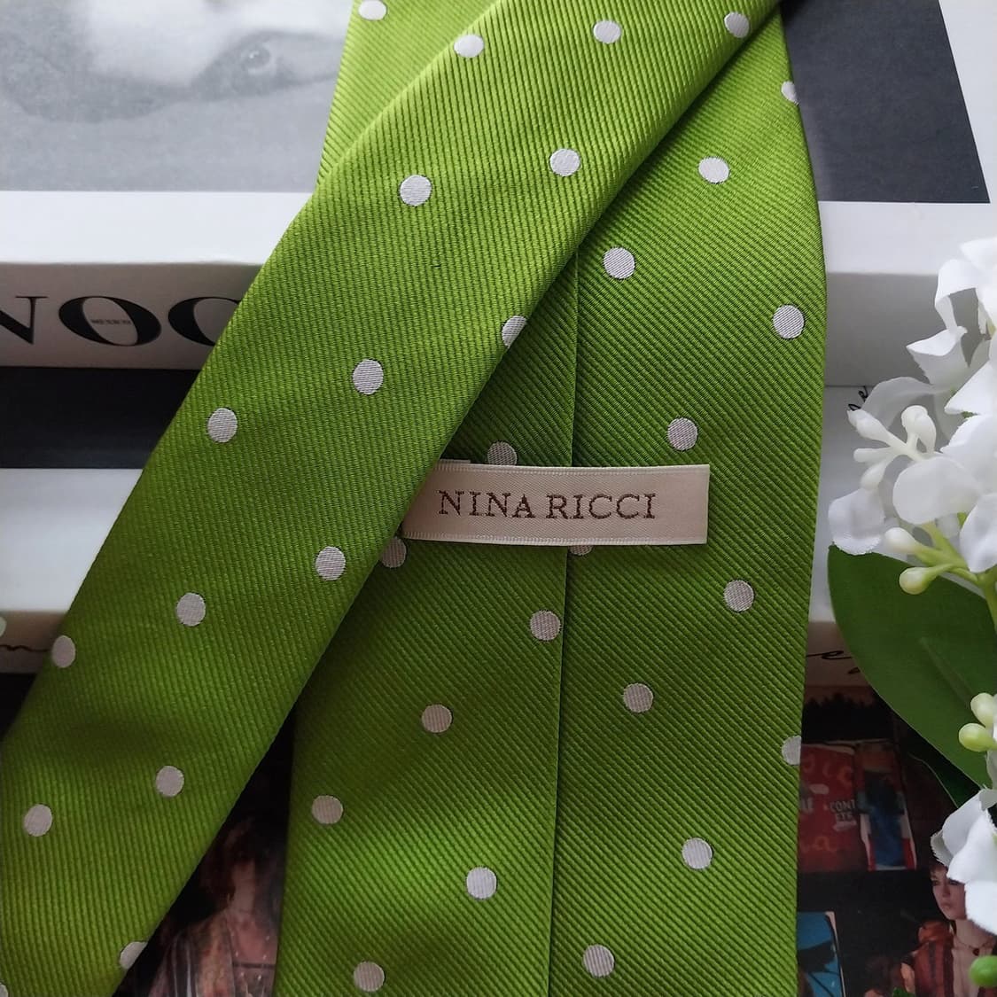 니나리치 실크 라임 도트 넥타이 9.1cm A등급 K1681
 상품이미지7