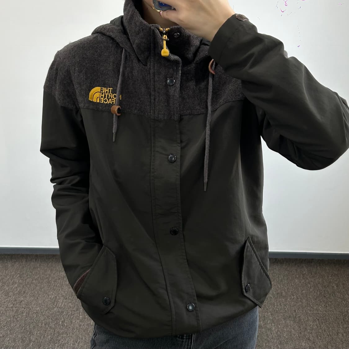 The north face 노스페이스 딥브라운 바람막이 상품이미지2