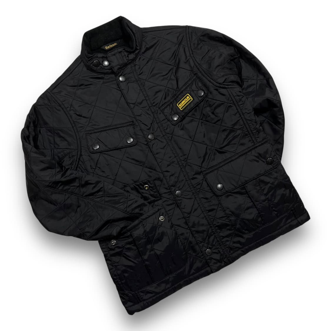 바버 인터내셔널 아리엘 슬림 다크 퀼팅자켓 상품이미지2