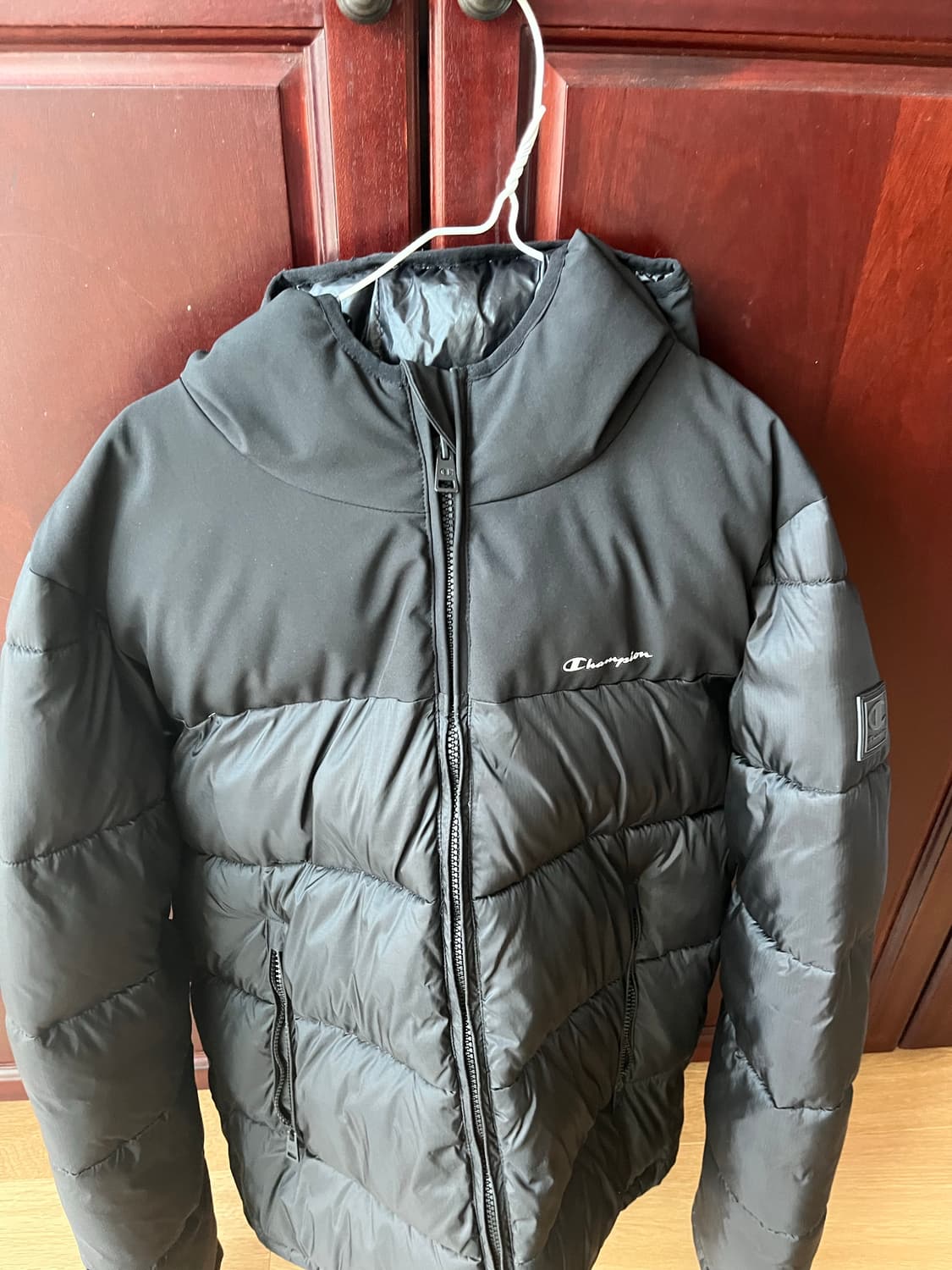 챔피온 블랙 L사이즈 후드패딩 상품이미지2