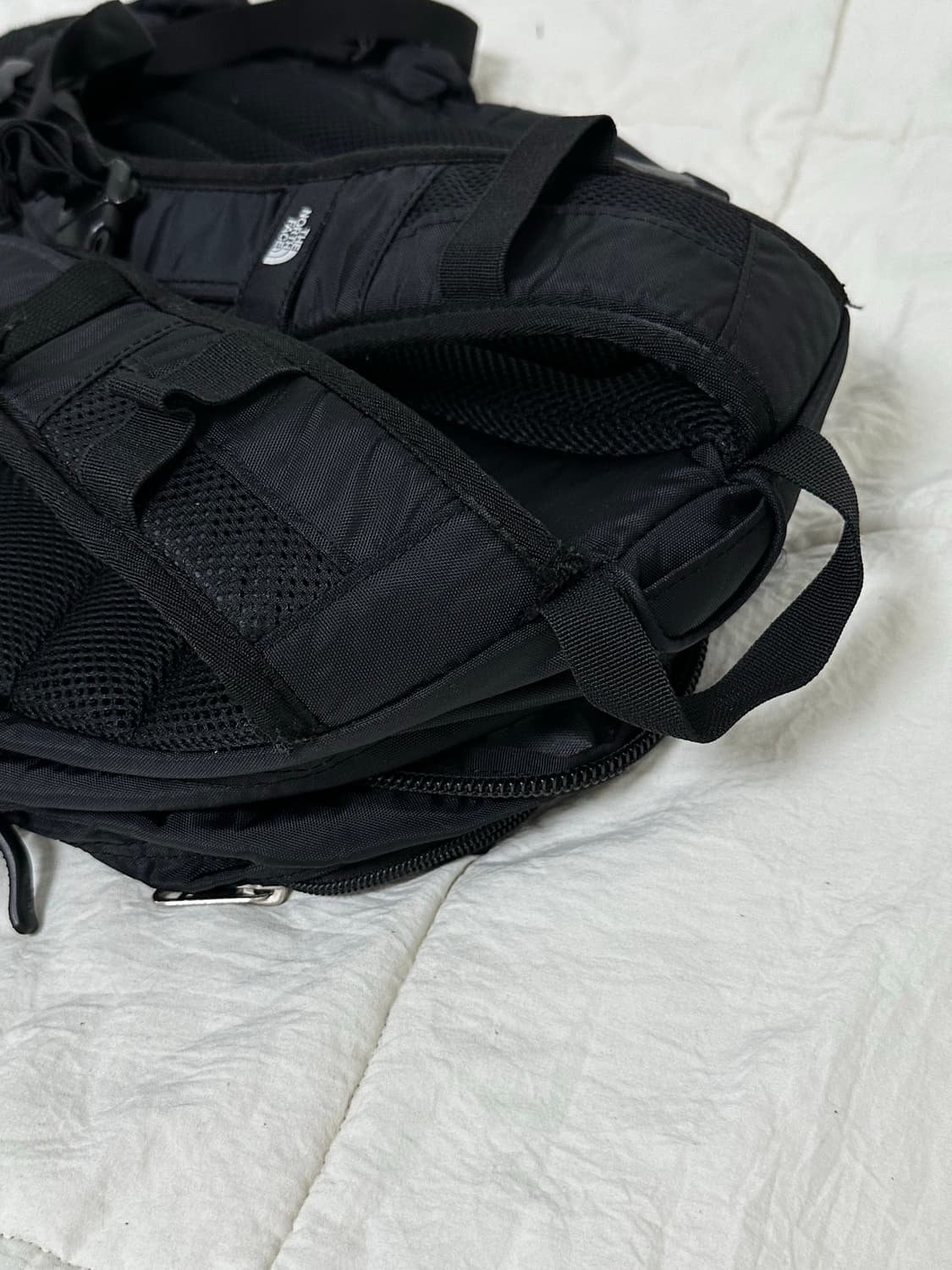 노스페이스 핫샷 백팩 30L 블랙 상품이미지5