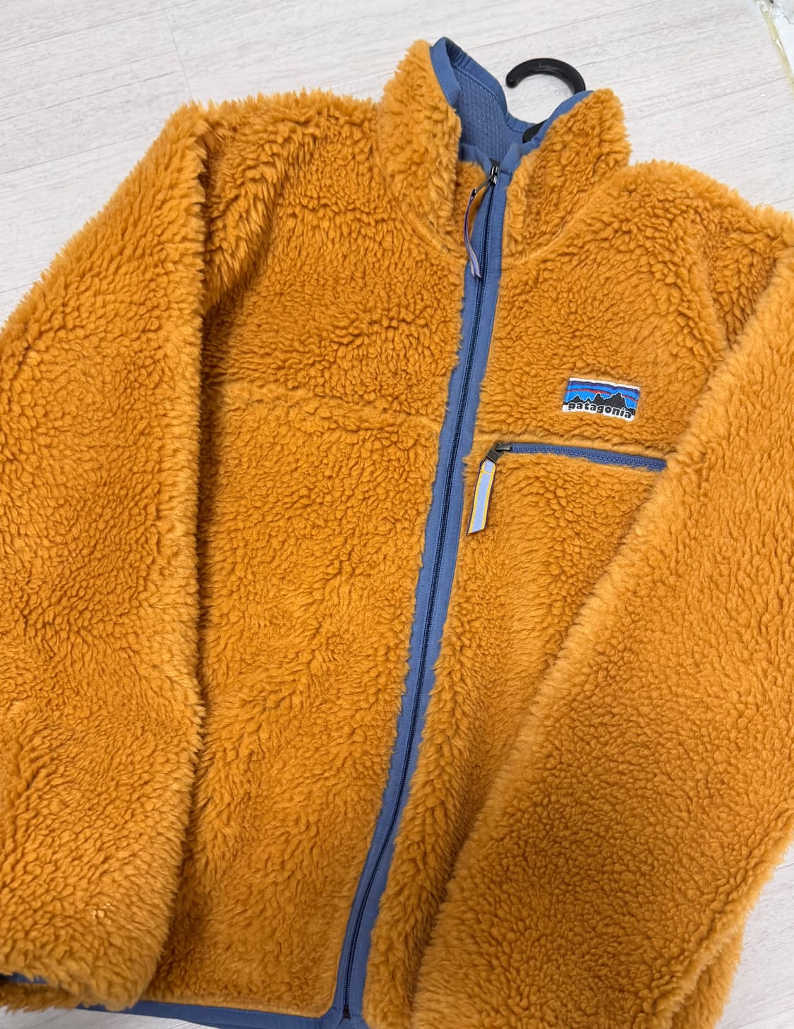 파타고니아 50주년 레트로 가디건 드라이드 망고 상품이미지1