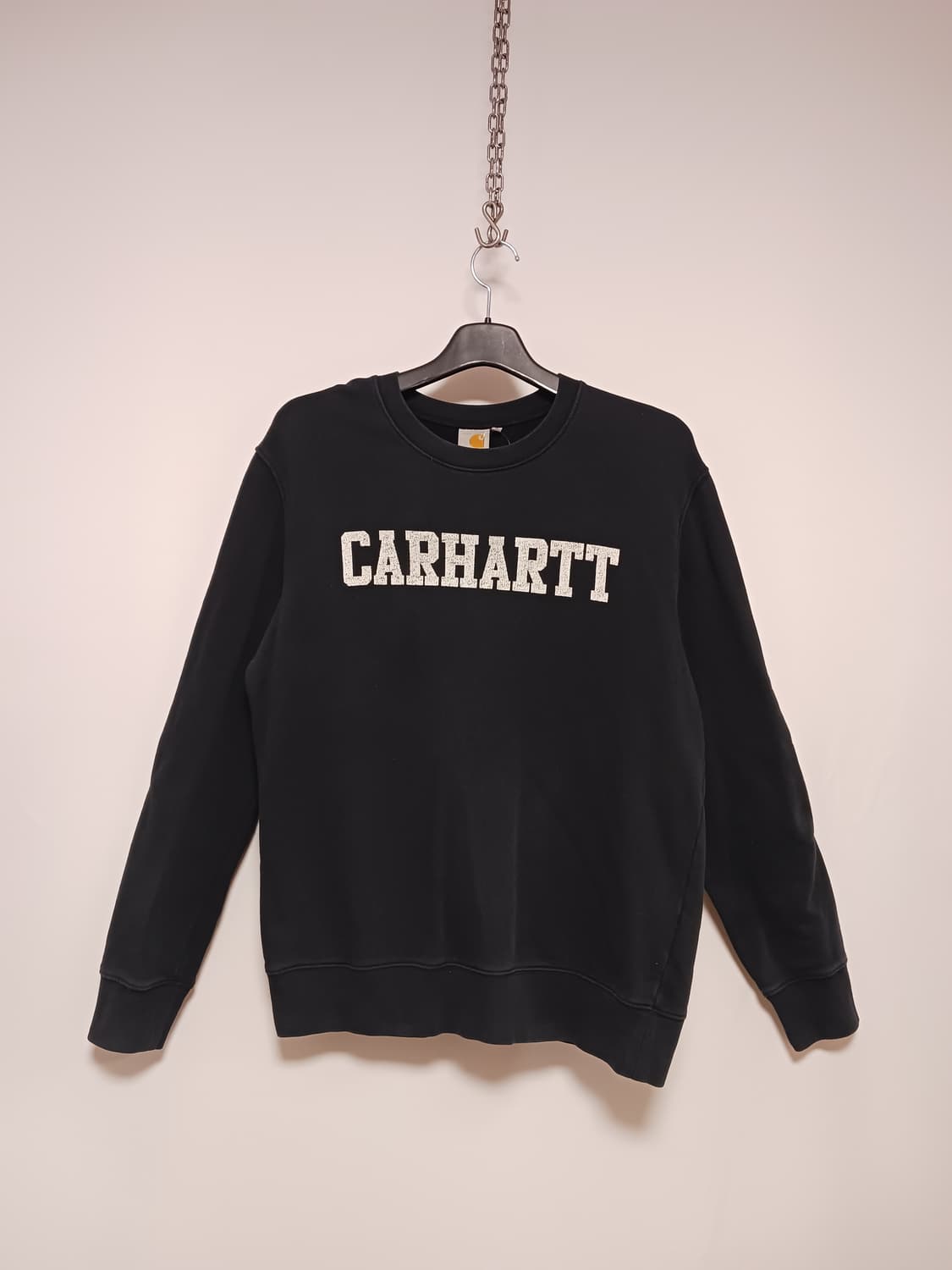 칼하트 남성 블랙 맨투맨 상품이미지1