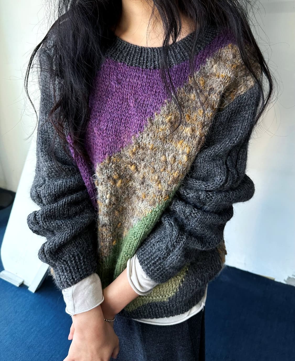 Boucle panel design pattern wide knit 상품이미지4