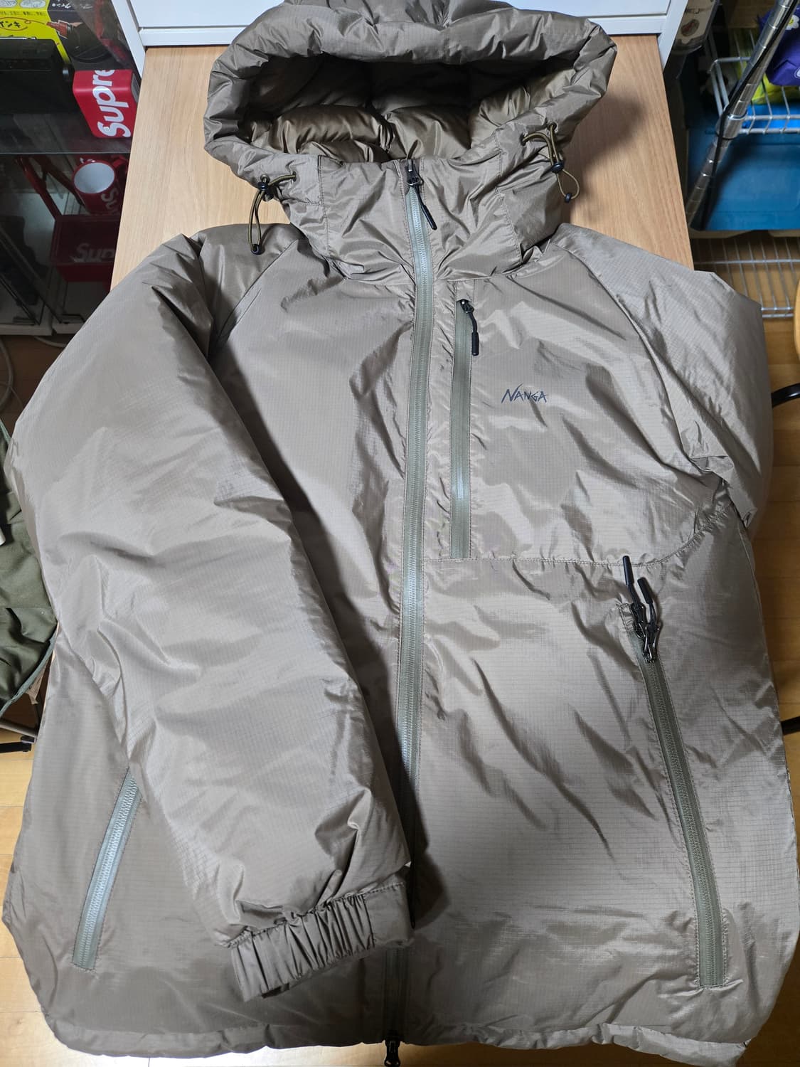난가 NANGA 오로라패딩 코요테색상 L  상품이미지1