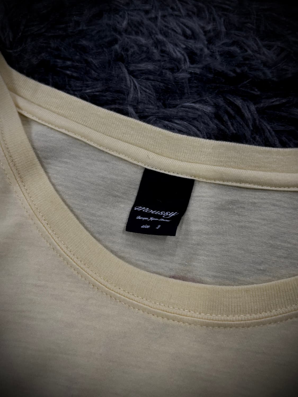 Moussy 연노랑 걸프린팅&레터링 반팔 티셔츠 상품이미지6