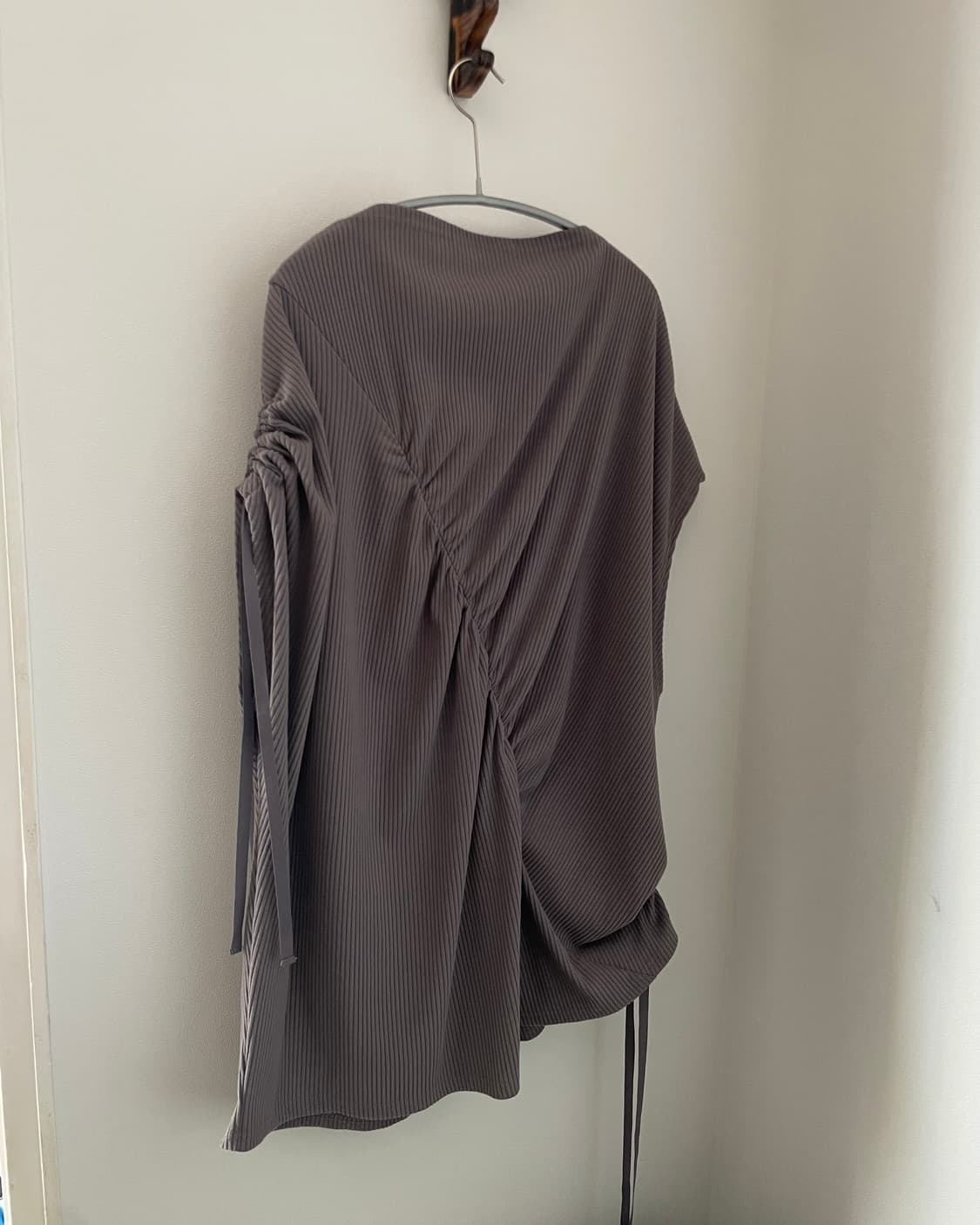 Asymmetric shirring sleeveless 상품이미지4
