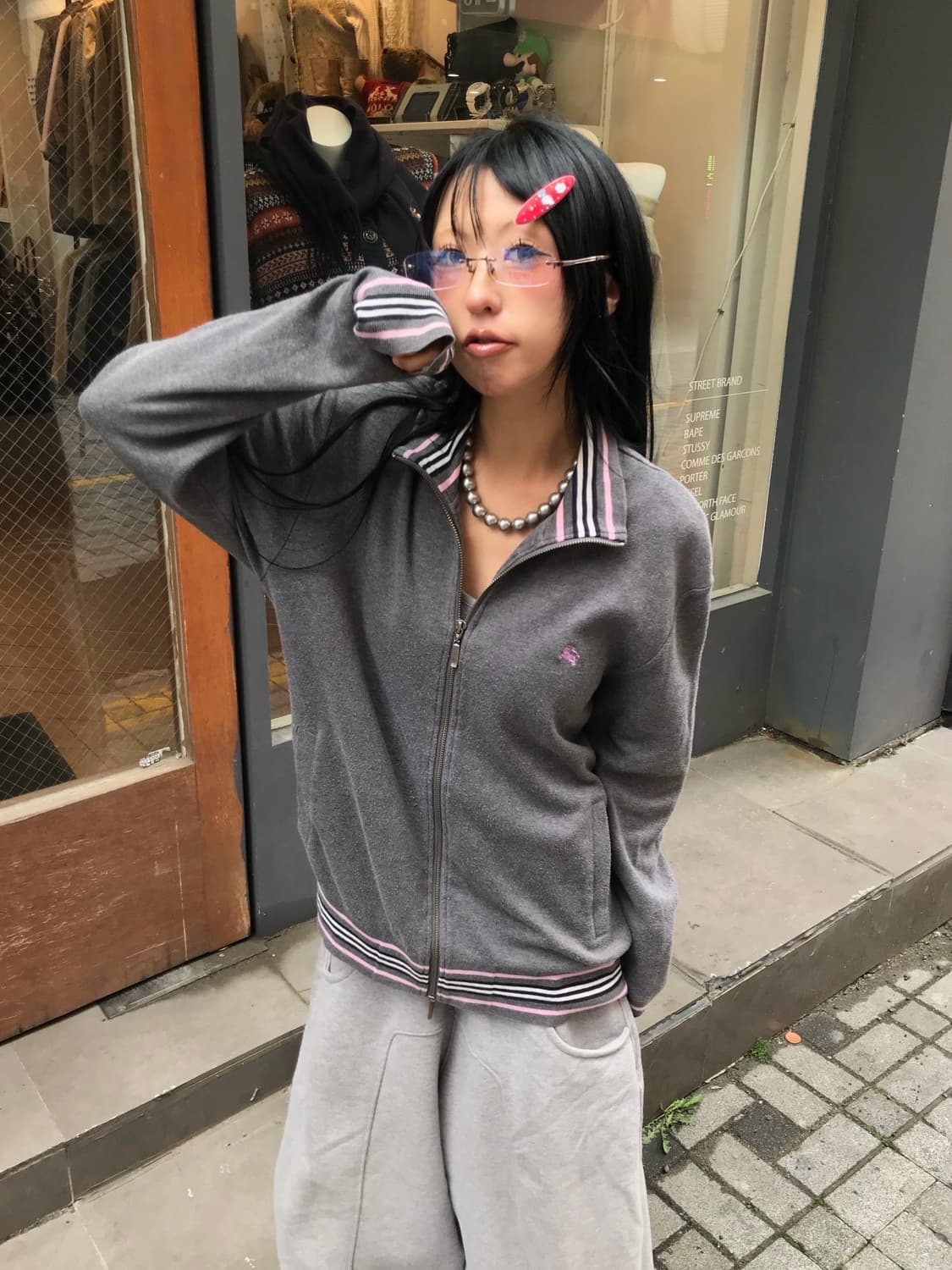 Burberry Pink Detail Zip-Up 상품이미지2