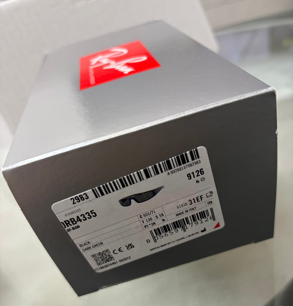 레이밴 rb4335 상품이미지3