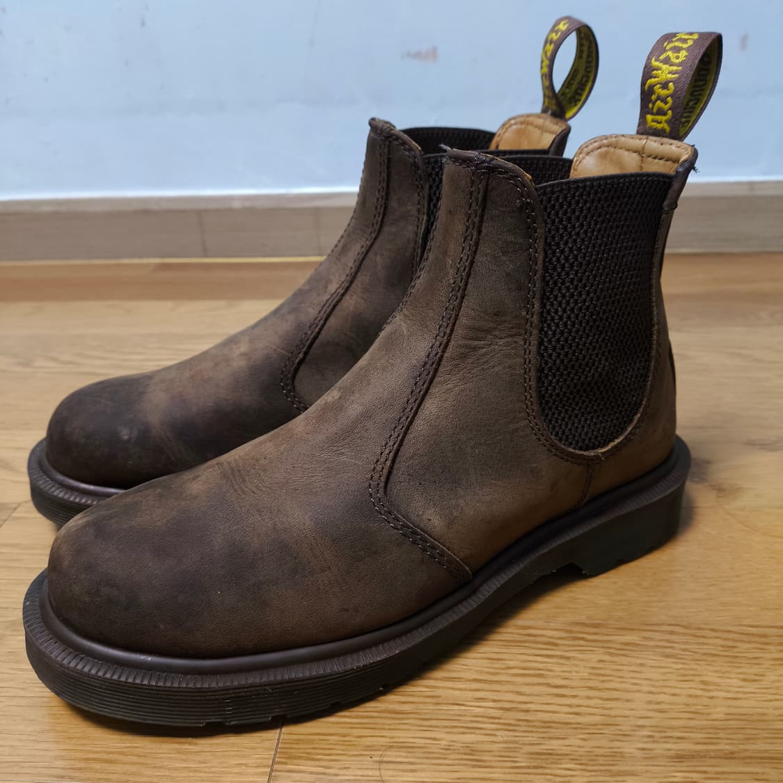 [235] Dr. Martens 닥터마틴 2976 첼시부츠 상품이미지2