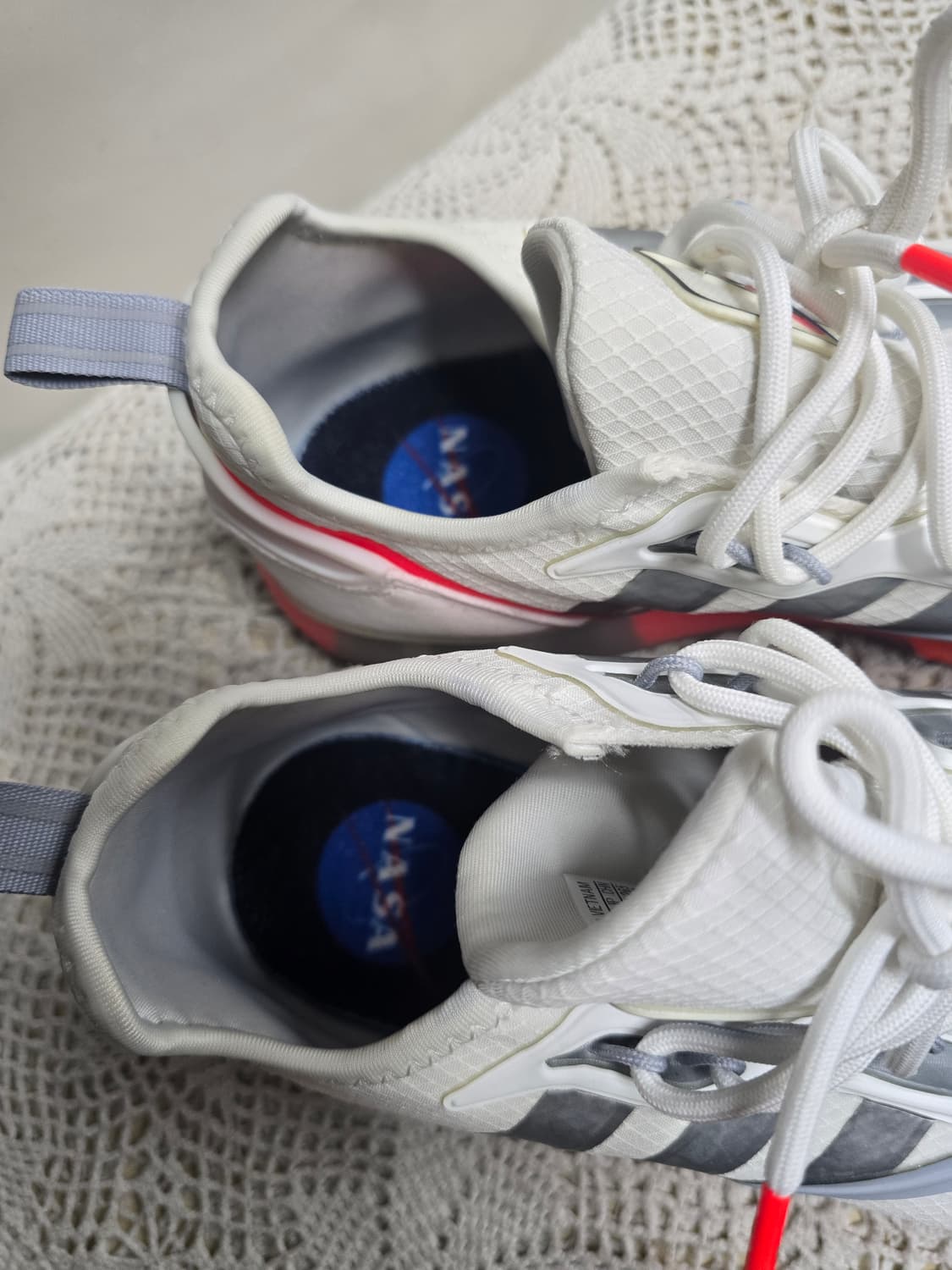 아디다스 ZX 2K 부스트 NASA 운동화 270mm 상품이미지6