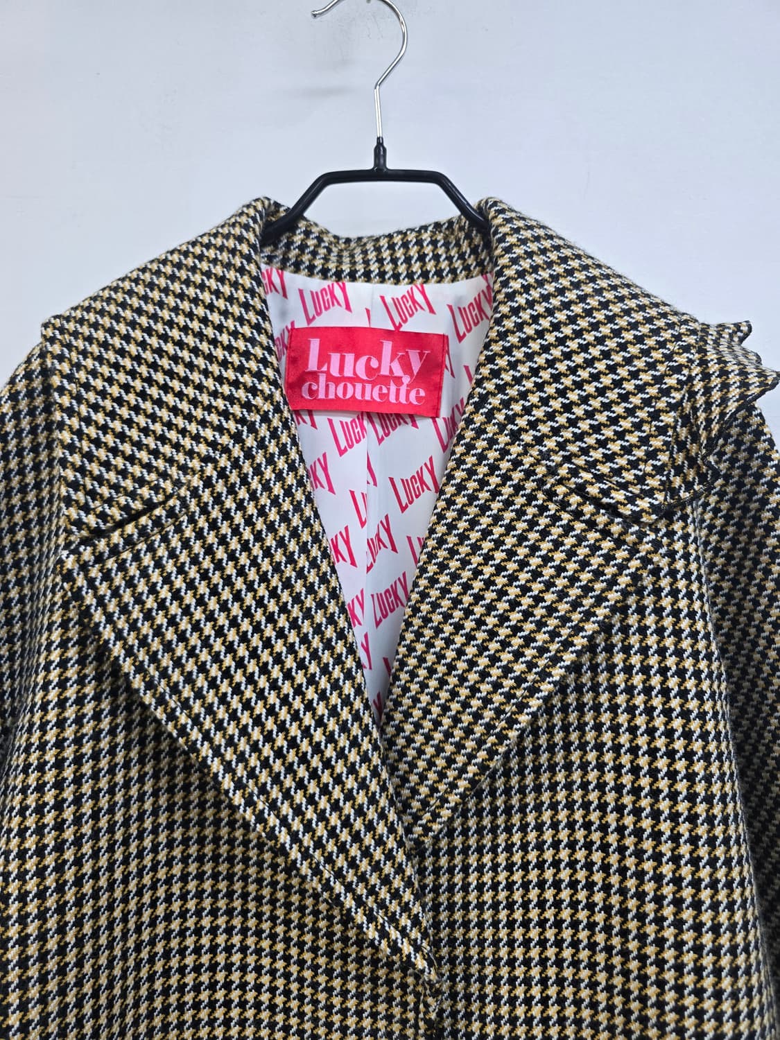 럭키슈에뜨 아방핏 하운드체크 러플 코트 상품이미지3