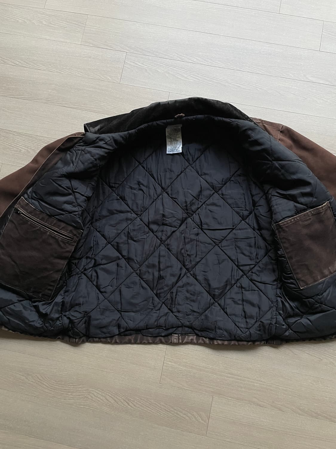 칼하트 J22 DKB 다크브라운 디트로이트 아크틱 자켓 빈티지 상품이미지9