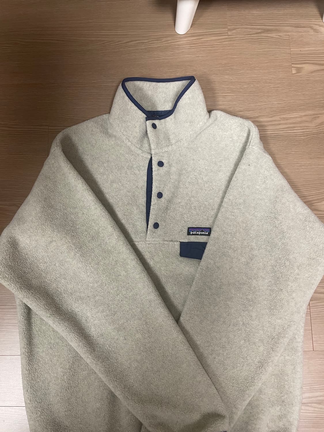 파타고니아 신칠라 풀오버 오트밀 M사이즈 상품이미지1