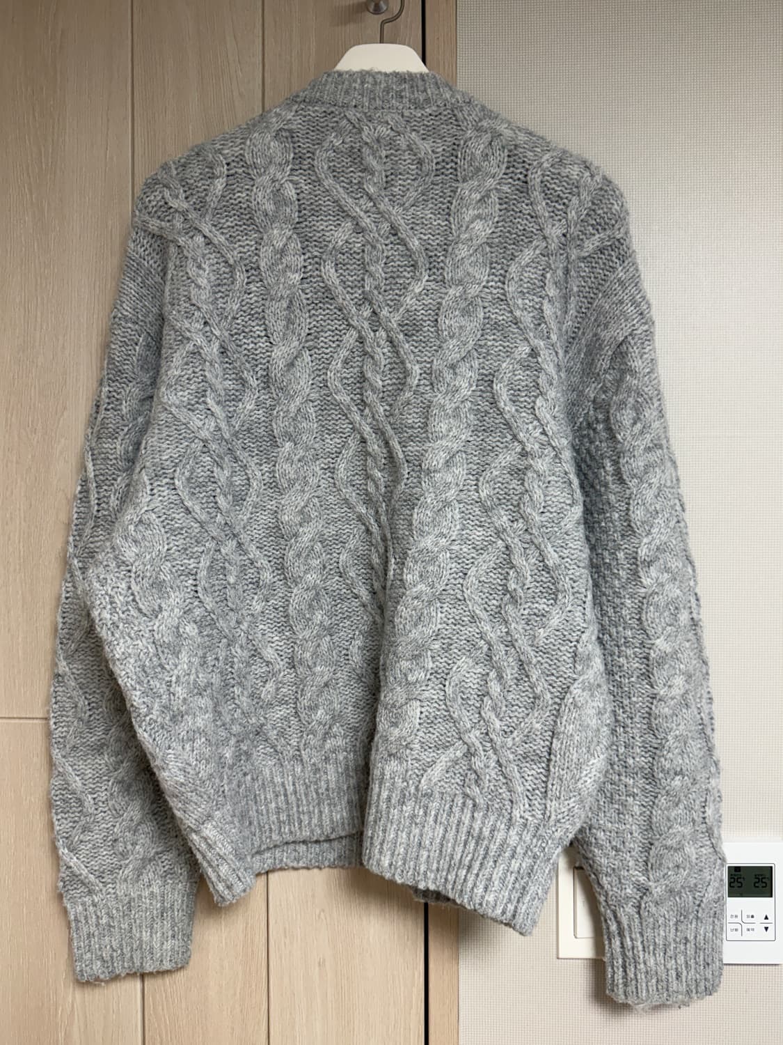 미나브 청키울 케이블 브이넥 니트 L 상품이미지2