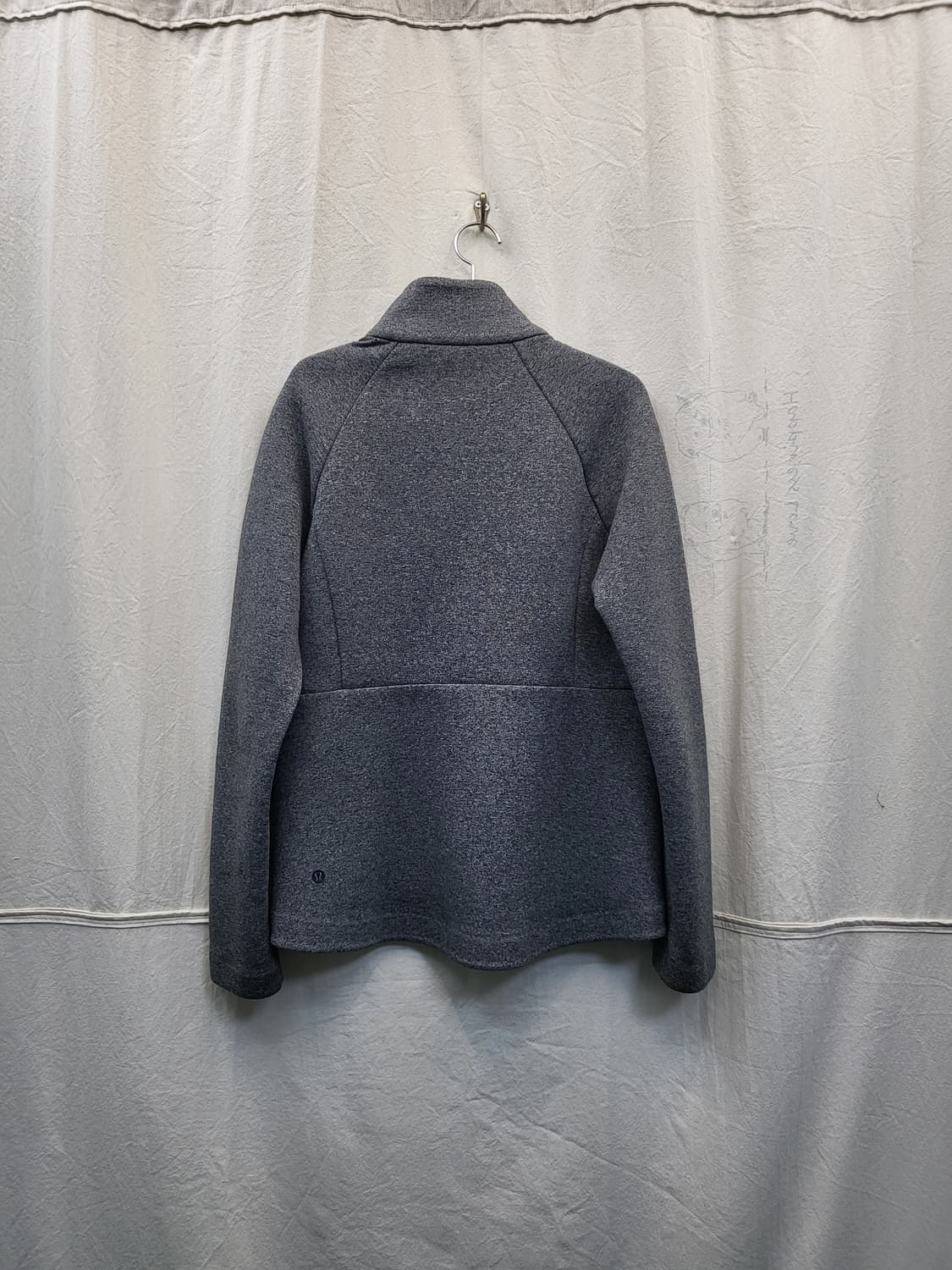 룰루레몬 회색 집업 자켓 상품이미지2