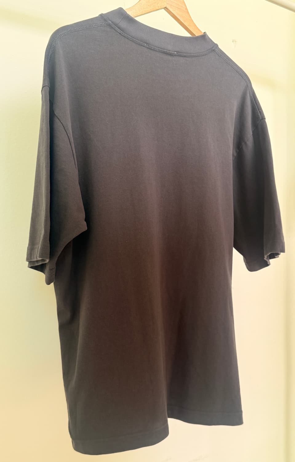 아크네 스튜디오(Acne Studios) 오버사이즈 로고 프린트 ts 상품이미지2