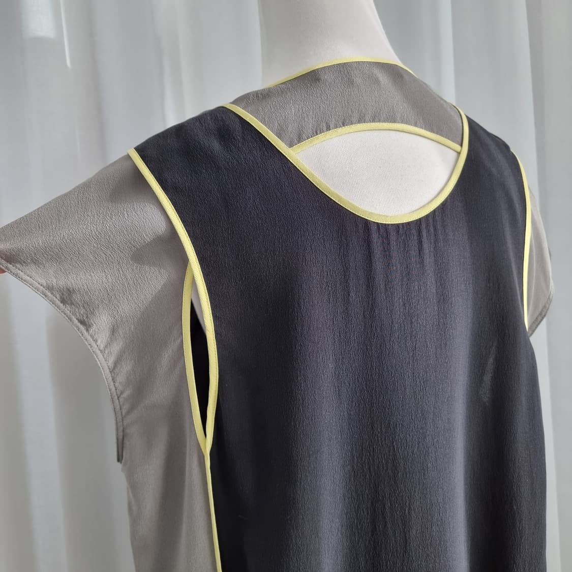 알렉산더왕 블라우스 실크100% (55-66/표기S) 상태좋아요 상품이미지7