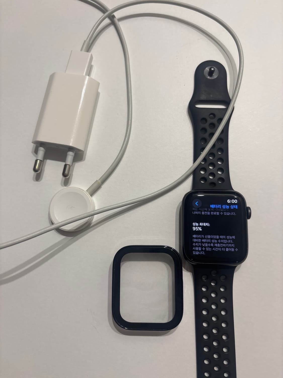 애플워치 se 나이키 에디션 상품이미지1