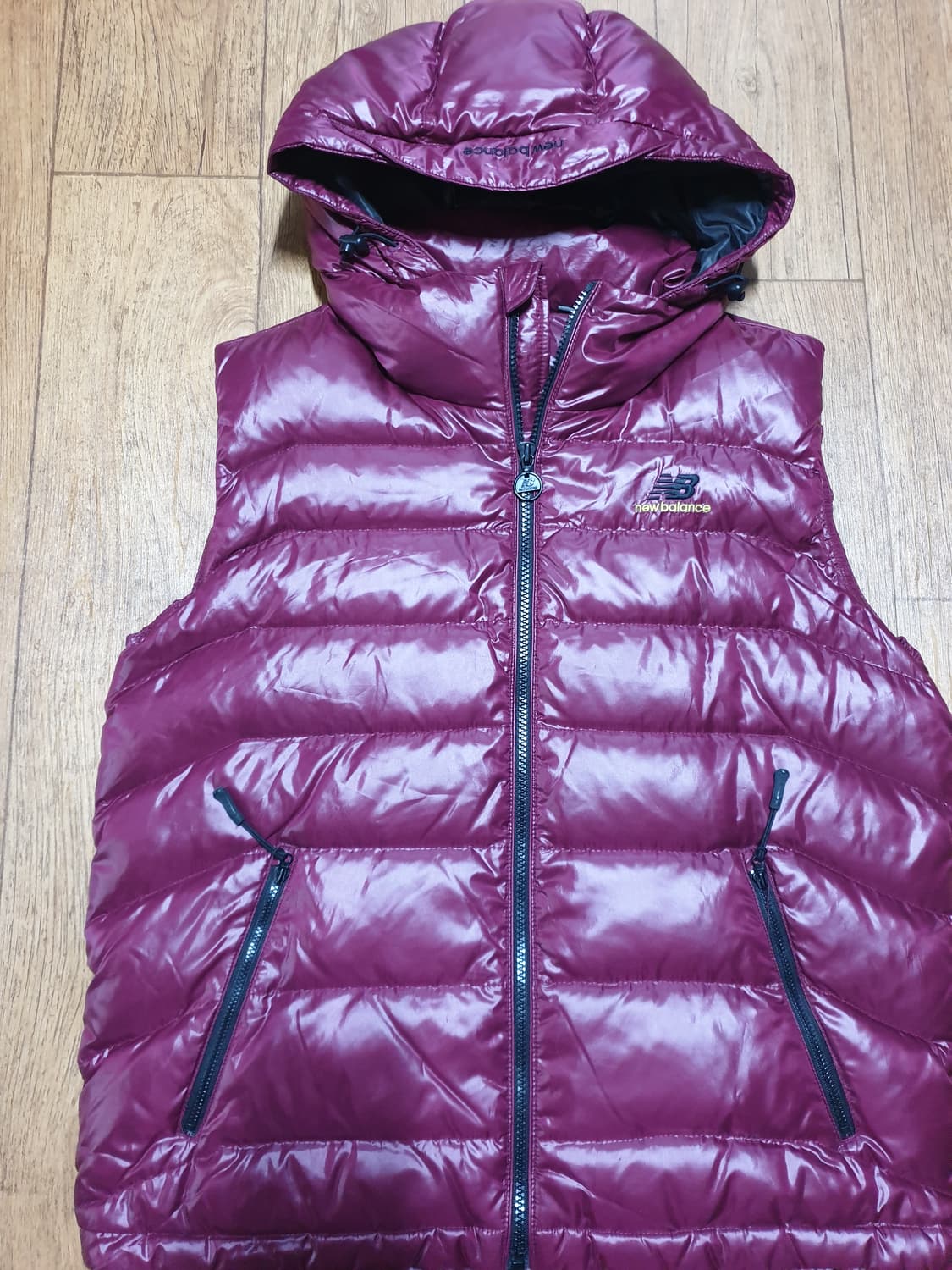 1196 뉴발란스 패딩 후드조끼 95 사이즈입니다 상품이미지3