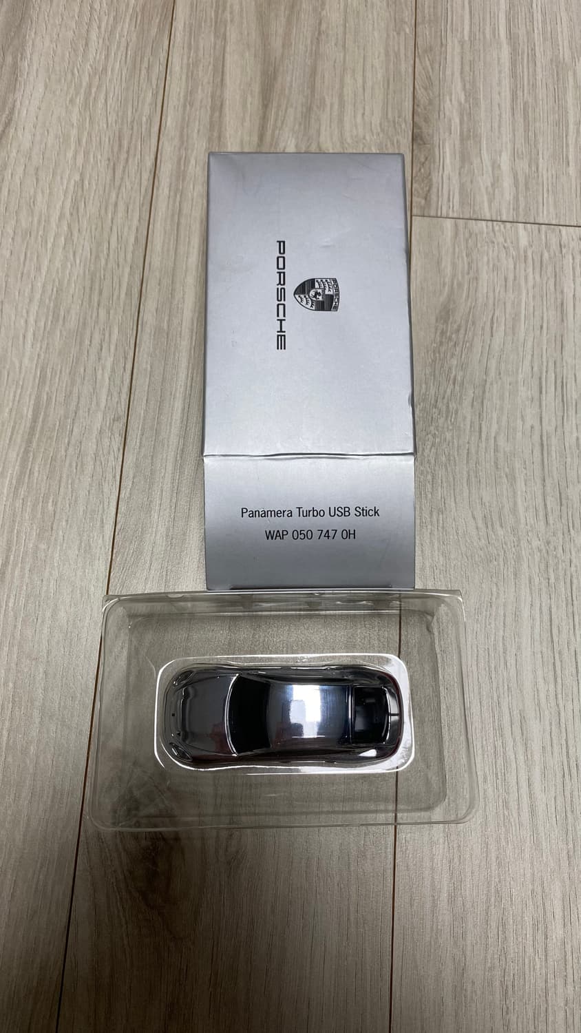 포르쉐 파나메라 USB 8G 상품이미지6