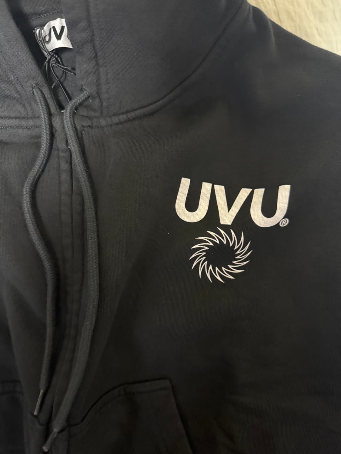 [S] UVU 인시그니아 후드집업 블랙 상품이미지3