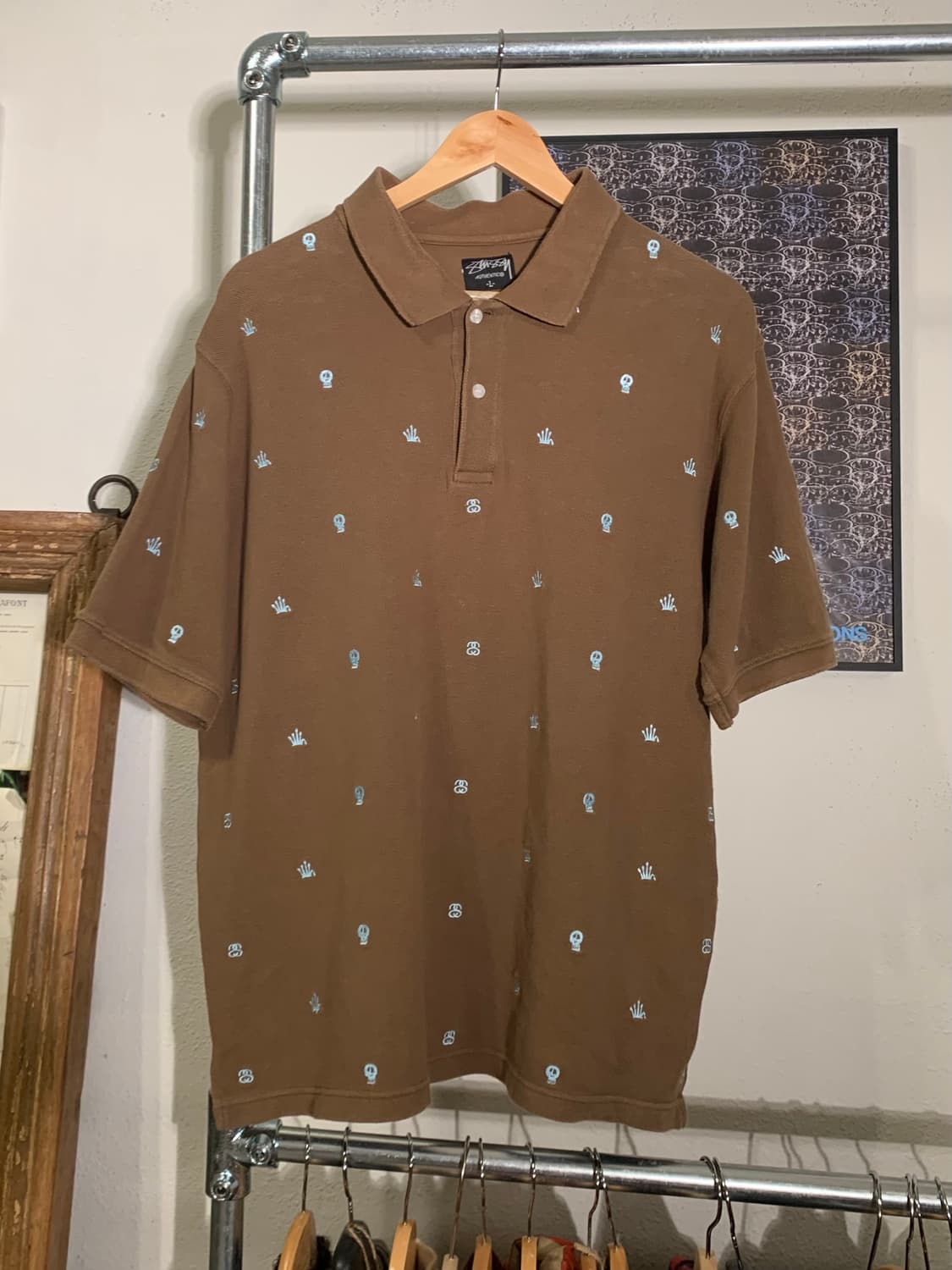 스투시 스컬 크라운 에스링크 자수 브라운 폴로셔츠  상품이미지2