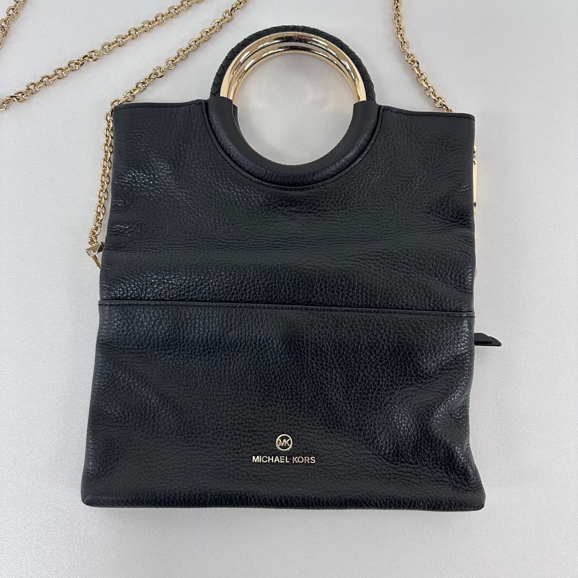 마이클코어스 블랙 레더 로지 토트백 크로스백 상품이미지2