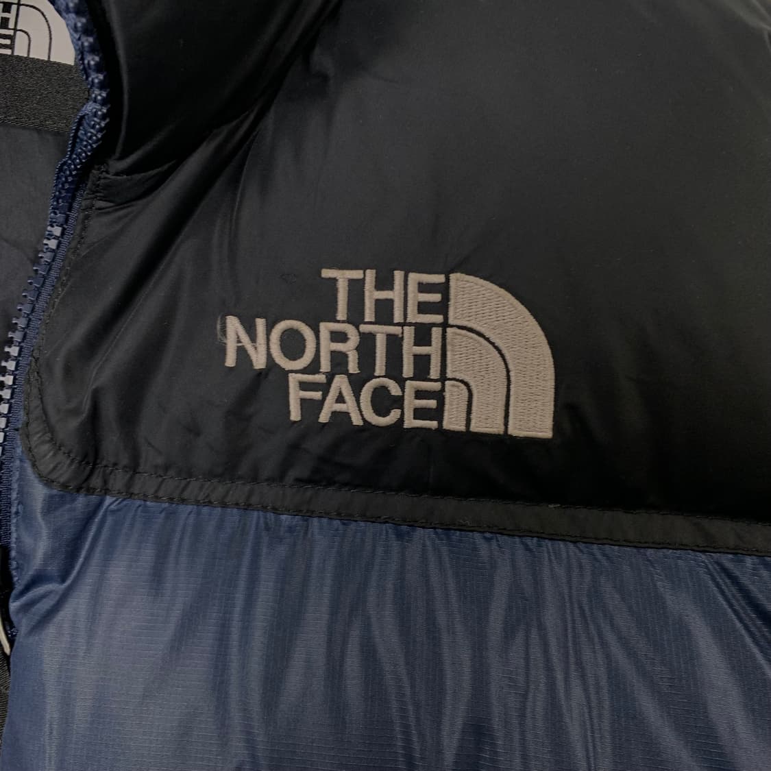 노스페이스 레트로 눕시 700 네이비 패딩 자켓 상품이미지4