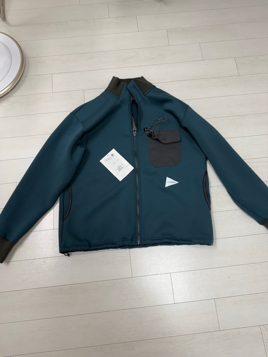 앤드원더 자켓  M 사이즈 상품이미지1