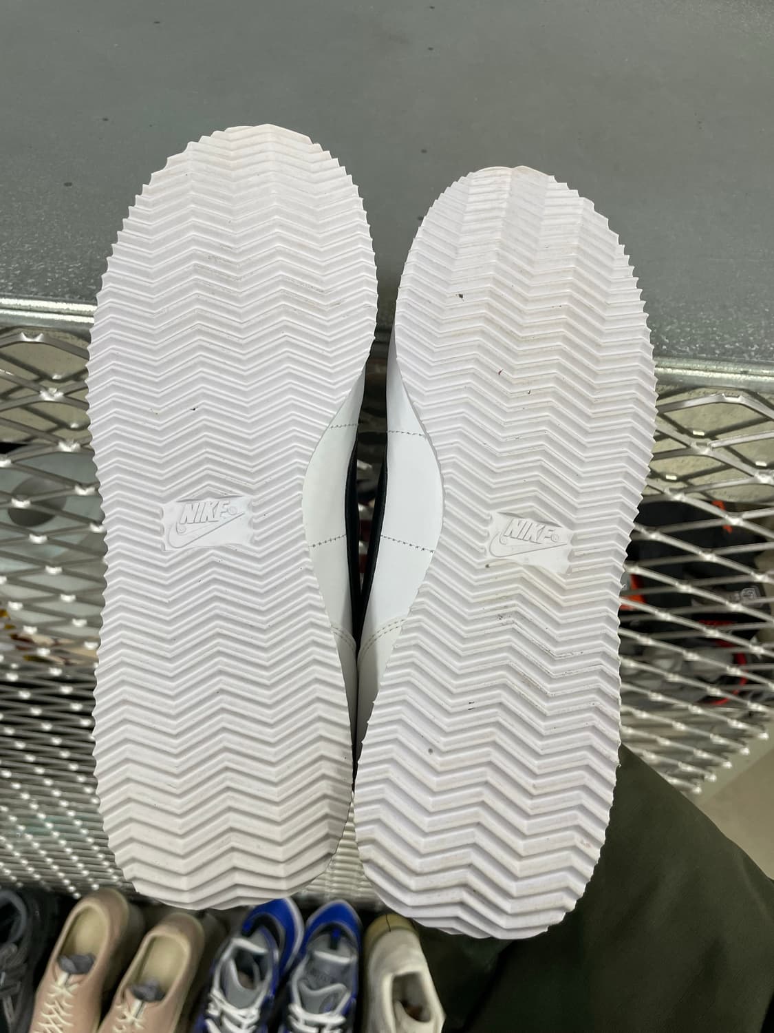 나이키 코르테즈 화이트 270 상품이미지6