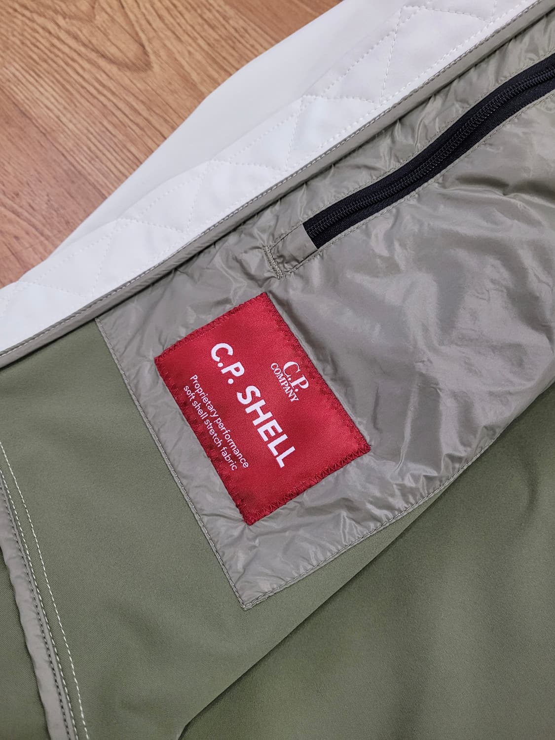 (46)씨피컴퍼니 소프트쉘 고글 자켓 상품이미지5