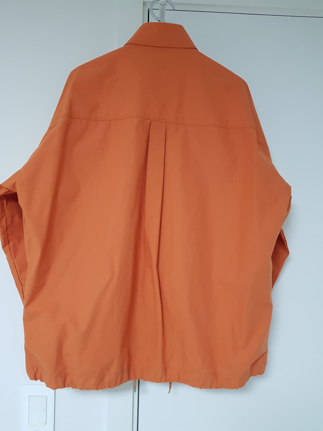 [M] TNGT 시그널 하트 밑단 스트링 셔츠 오렌지 상품이미지2