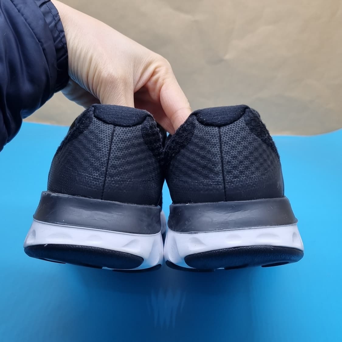 나이키 리뉴 런2 남성운동화260  상품이미지4