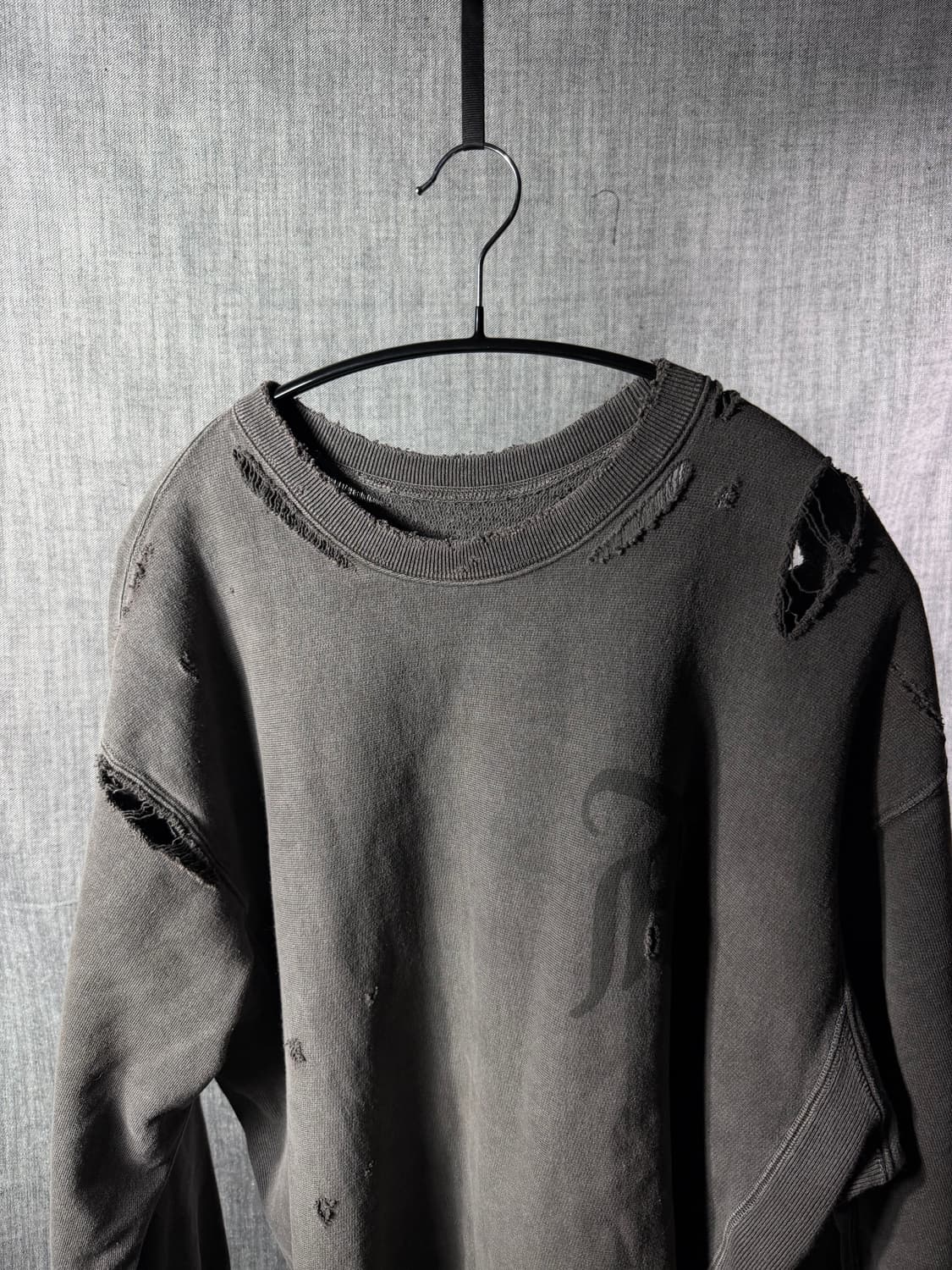 안셀름 크러쉬 스웻셔츠 상품이미지3