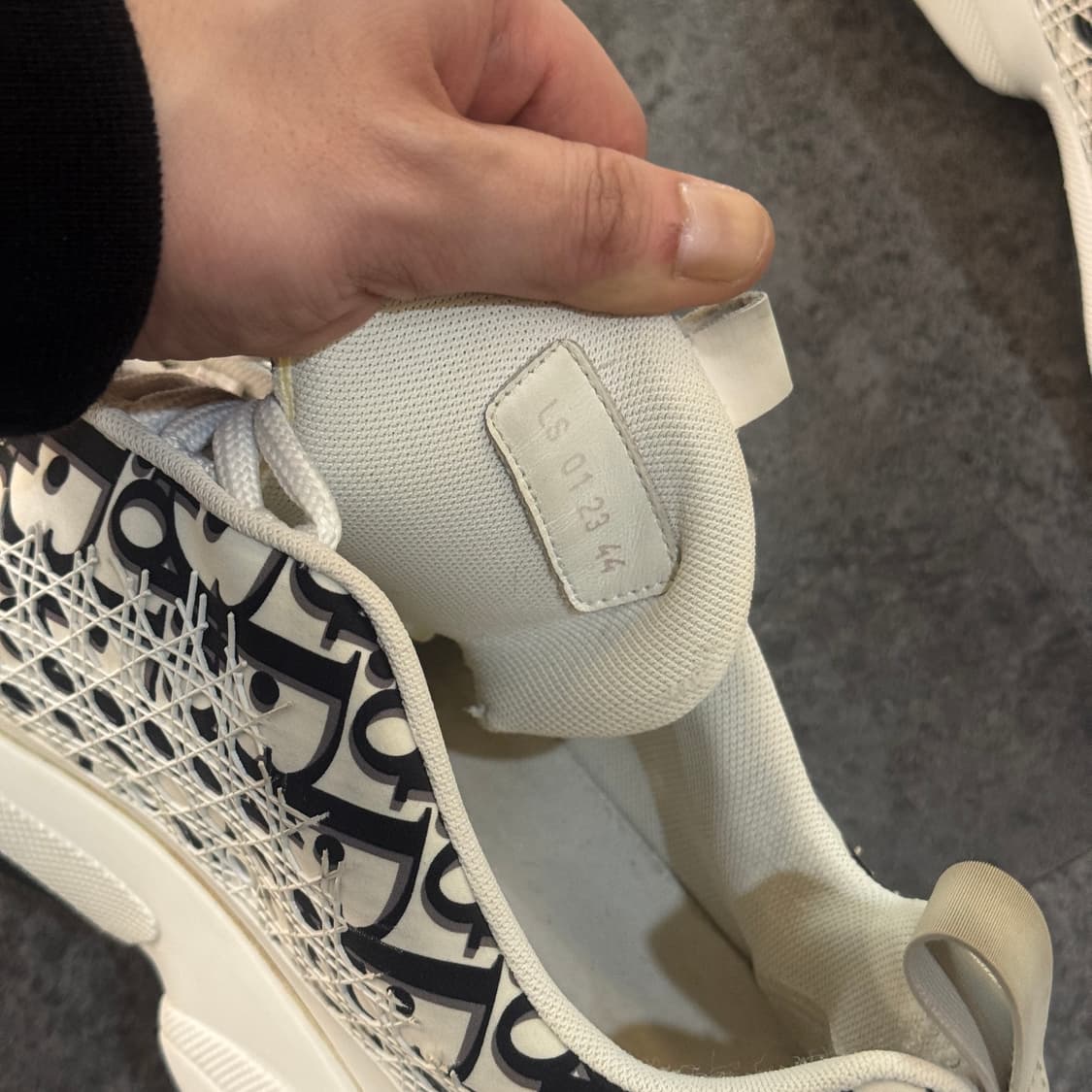 [정품] 디올 B24 44  상품이미지3