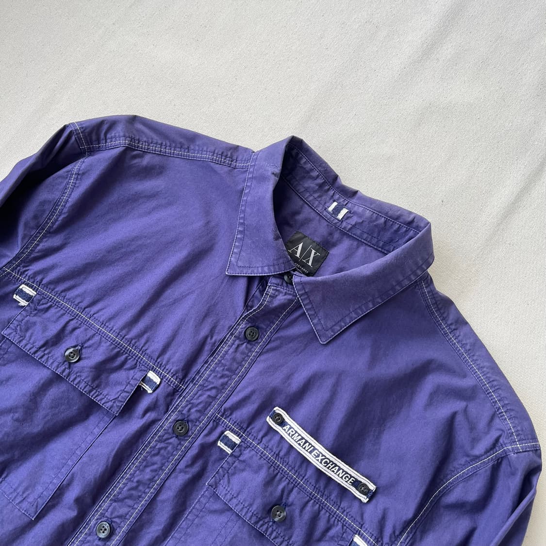 아르마니 익스체인지 퍼플 유틸리티 셔츠 상품이미지2
