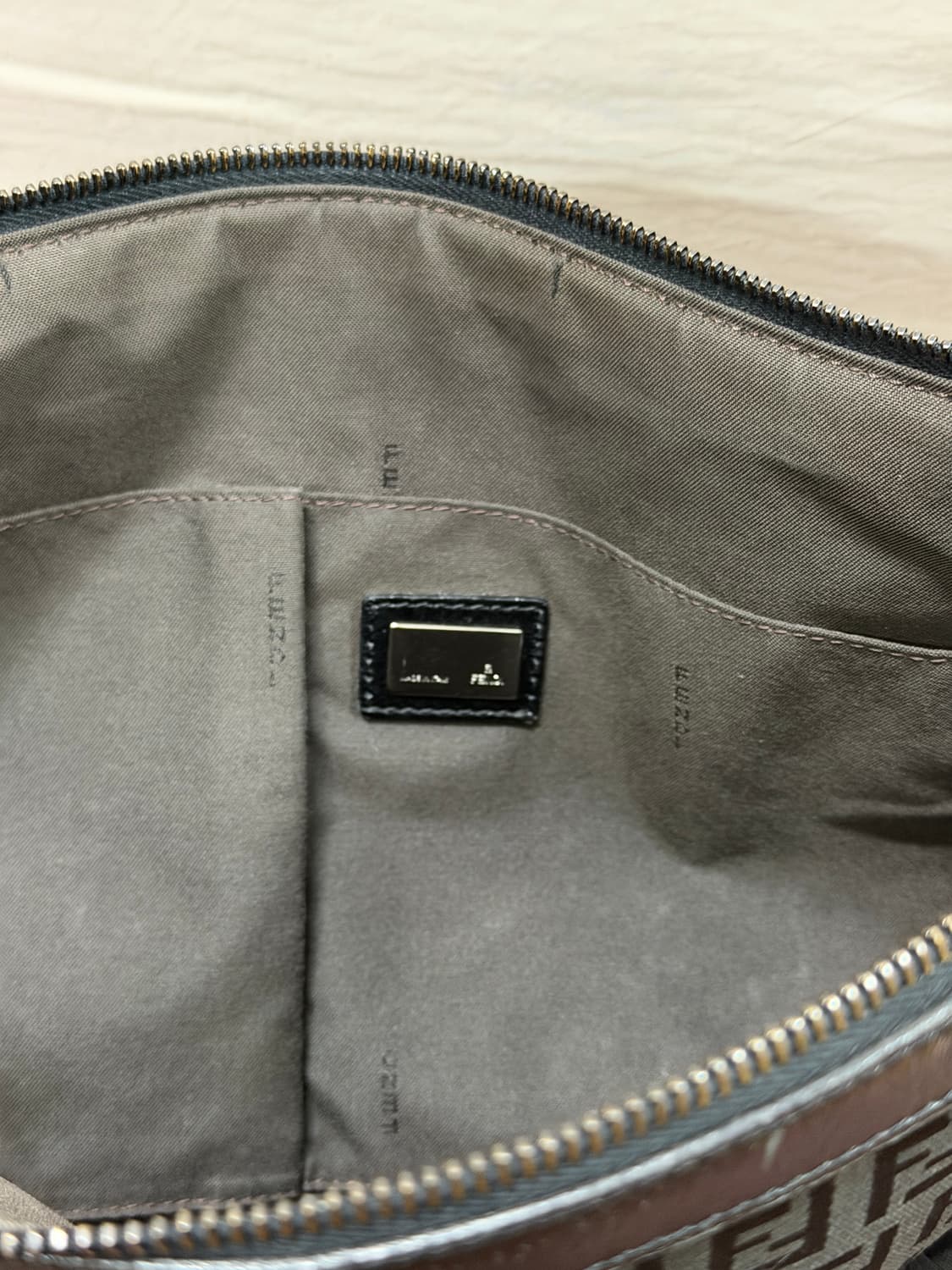 펜디 FF 주키노 숄더백 상품이미지2